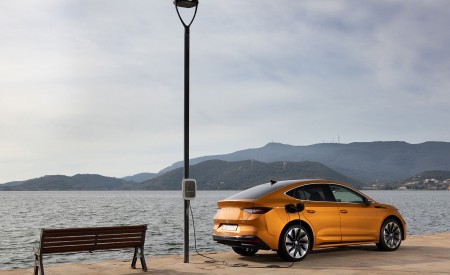 2022 Škoda ENYAQ Coupe iV (Color: Phoenix Orange) Charging Wallpapers 450x275 (145)