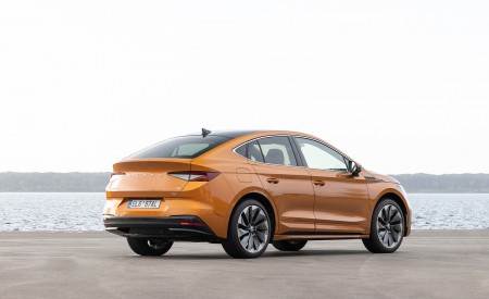 2022 Škoda ENYAQ Coupe iV (Color: Phoenix Orange) Rear Three-Quarter Wallpapers 450x275 (135)