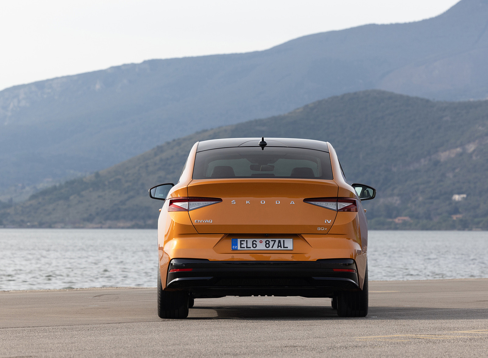 2022 Škoda ENYAQ Coupe iV (Color: Phoenix Orange) Rear Wallpapers #128 of 173