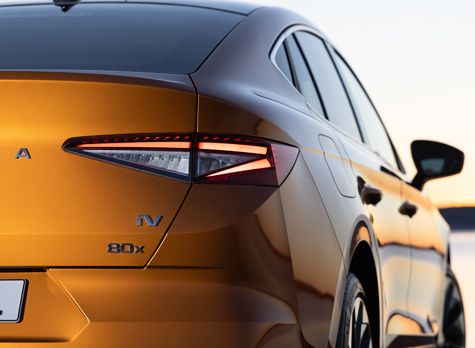 2022 Škoda ENYAQ Coupe iV (Color: Phoenix Orange) Tail Light Wallpapers #158 of 173