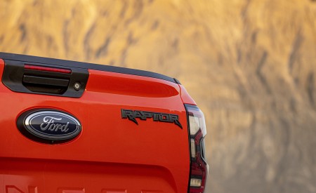2023 Ford Ranger Raptor (EU-Spec) Detail Wallpapers  450x275 (33)