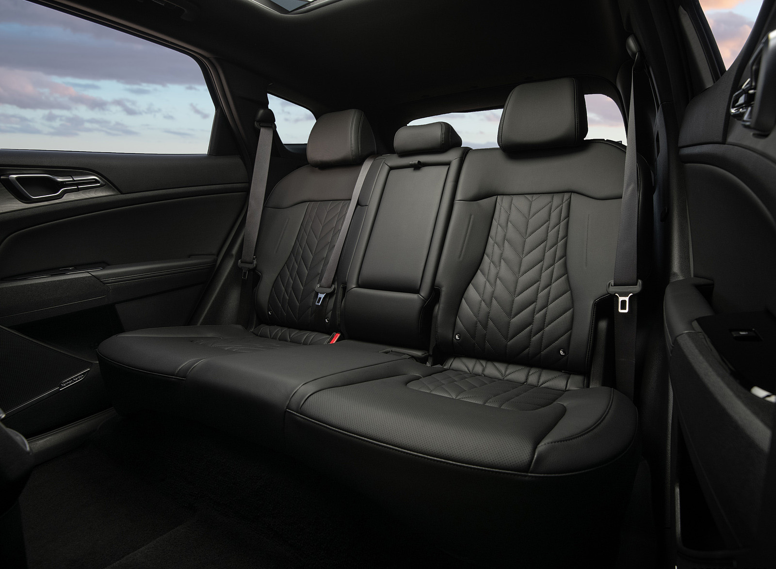 2023 Kia Sportage PHEV Interior Rear Seats Wallpapers #34 of 37