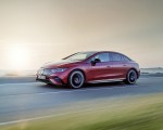 2023 Mercedes-AMG EQE 43 4MATIC (Color: MANUFAKTUR hyacinth red) Front Three-Quarter Wallpapers 150x120 (3)