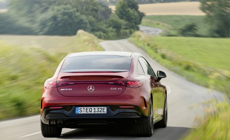 2023 Mercedes-AMG EQE 43 4MATIC (Color: MANUFAKTUR hyacinth red) Rear Wallpapers 450x275 (11)