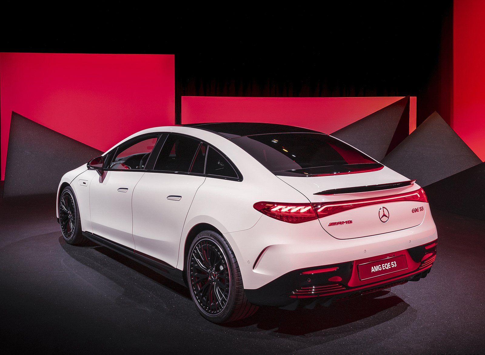 2023 Mercedes-AMG EQE 53 4MATIC+ (Color: Opalite White Bright) Rear Three-Quarter Wallpapers #83 of 241