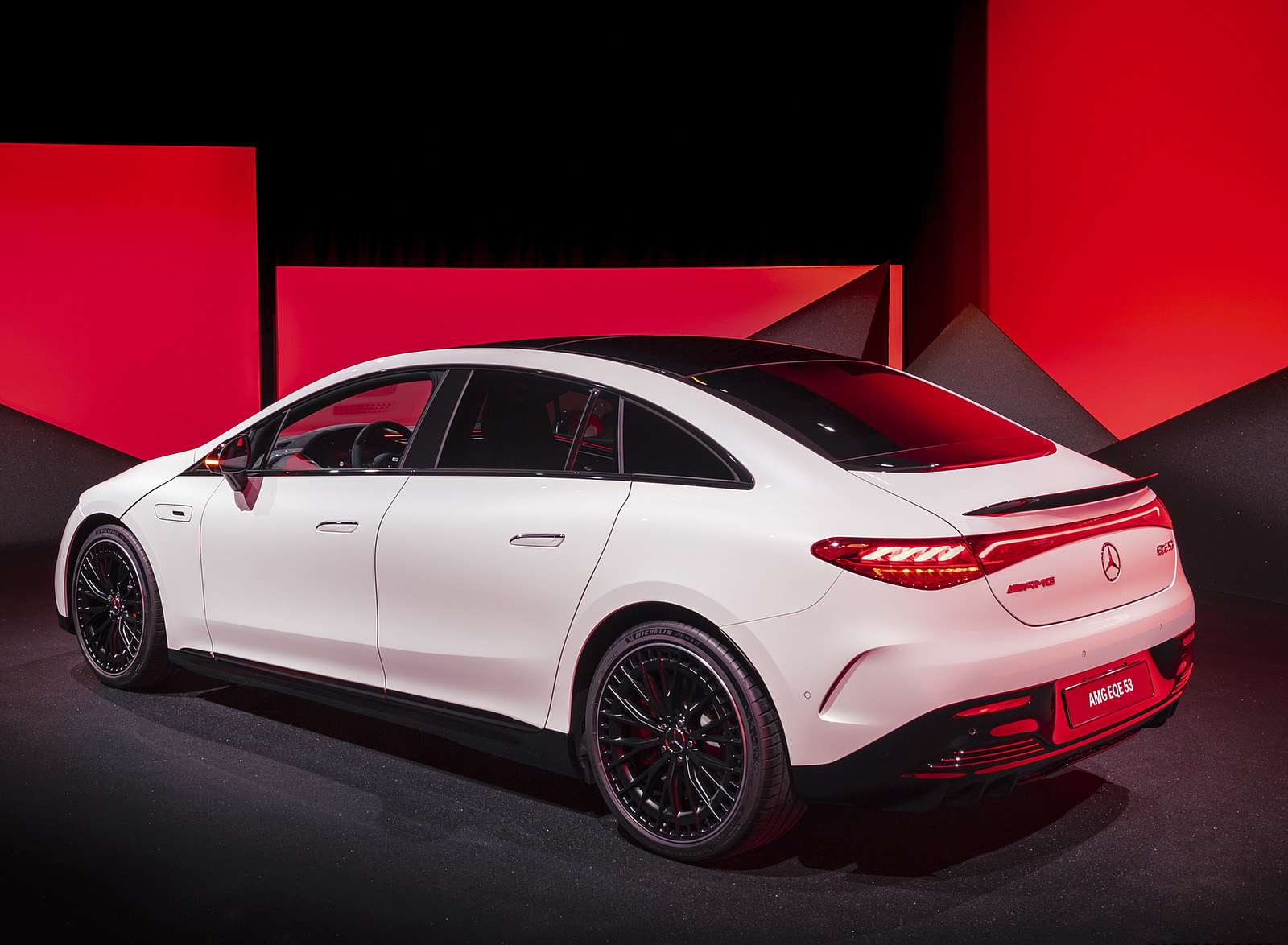 2023 Mercedes-AMG EQE 53 4MATIC+ (Color: Opalite White Bright) Rear Three-Quarter Wallpapers #87 of 241