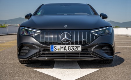 2023 Mercedes-AMG EQE 53 4MATIC+ (Color: MANUFAKTUR Graphite Grey Magno Matte) Front Wallpapers 450x275 (176)