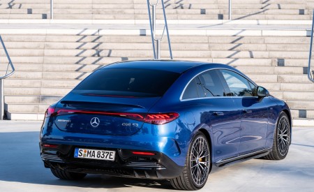 2023 Mercedes-AMG EQE 53 4MATIC+ (Color: Spectral Blue) Rear Three-Quarter Wallpapers 450x275 (126)