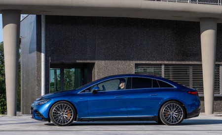 2023 Mercedes-AMG EQE 53 4MATIC+ (Color: Spectral Blue) Side Wallpapers  450x275 (131)