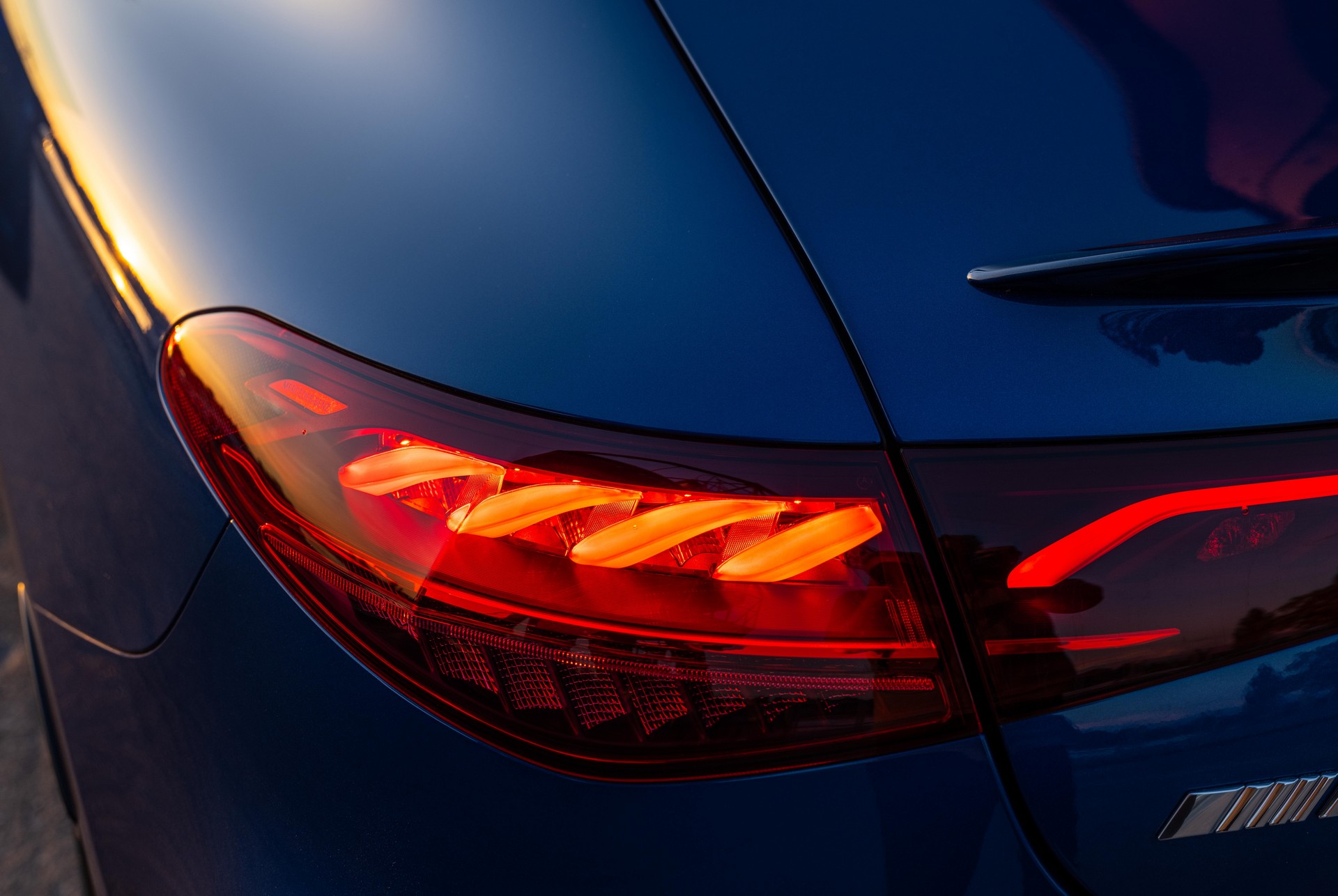 2023 Mercedes-AMG EQE 53 4MATIC+ (Color: Spectral Blue) Tail Light Wallpapers #151 of 241