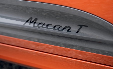 2023 Porsche Macan T (Color: Papaya Metallic) Detail Wallpapers 450x275 (142)