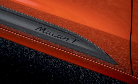 2023 Porsche Macan T (Color: Papaya Metallic) Detail Wallpapers  450x275 (141)
