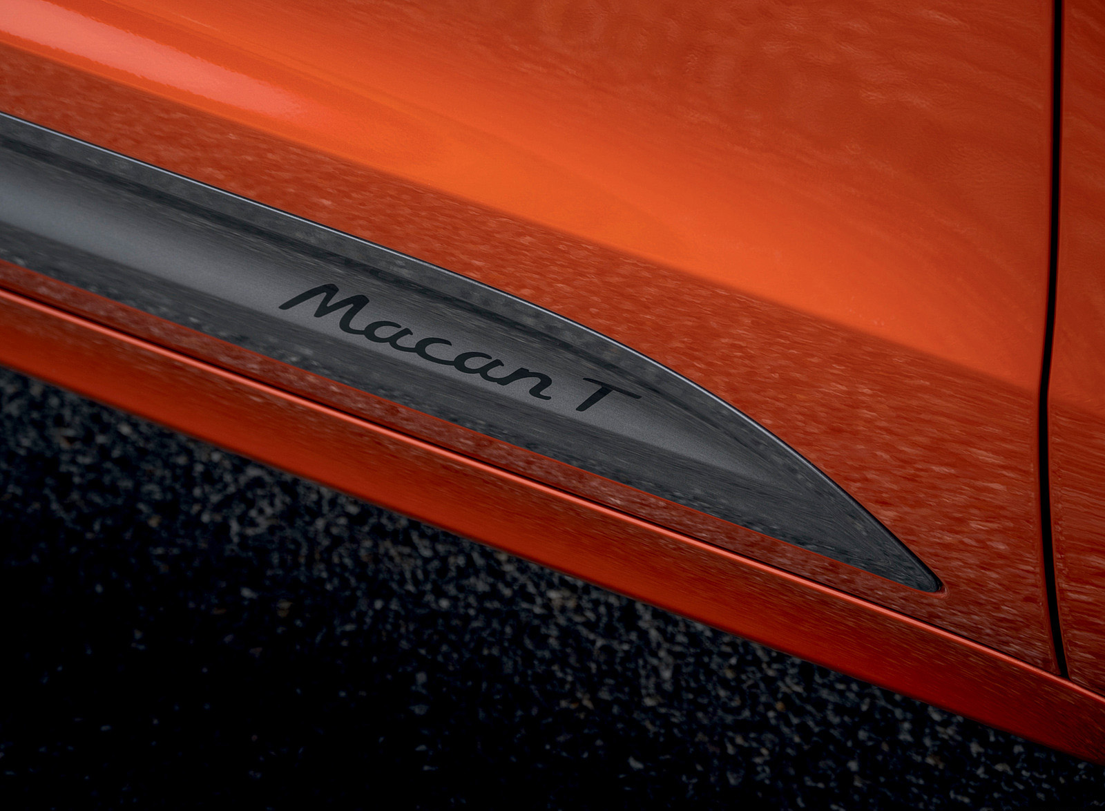 2023 Porsche Macan T (Color: Papaya Metallic) Detail Wallpapers  #141 of 225