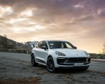 2023 Porsche Macan T (Color: Pure White) Front Three-Quarter Wallpapers 150x120 (44)