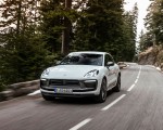 2023 Porsche Macan T (Color: Pure White) Front Wallpapers  150x120 (4)