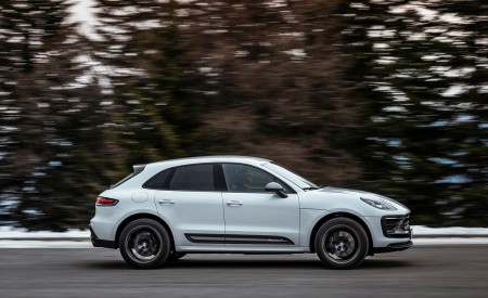 2023 Porsche Macan T (Color: Pure White) Side Wallpapers 450x275 (24)