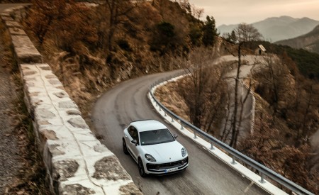 2023 Porsche Macan T (Color: Pure White) Top Wallpapers  450x275 (27)