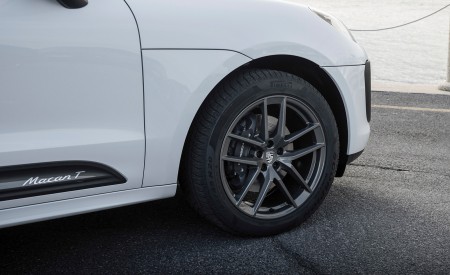 2023 Porsche Macan T (Color: Pure White) Wheel Wallpapers 450x275 (56)