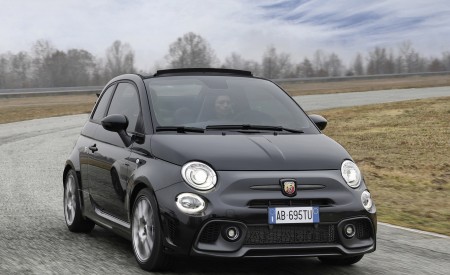 2022 Abarth 695 Turismo Front Wallpapers 450x275 (9)