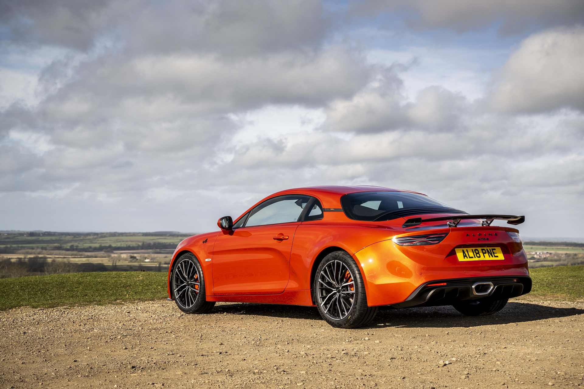 2022 Alpine A110 S (UK-Spec) Rear Three-Quarter Wallpapers  (5)