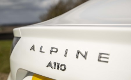 2022 Alpine A110 (UK-Spec) Detail Wallpapers 450x275 (35)