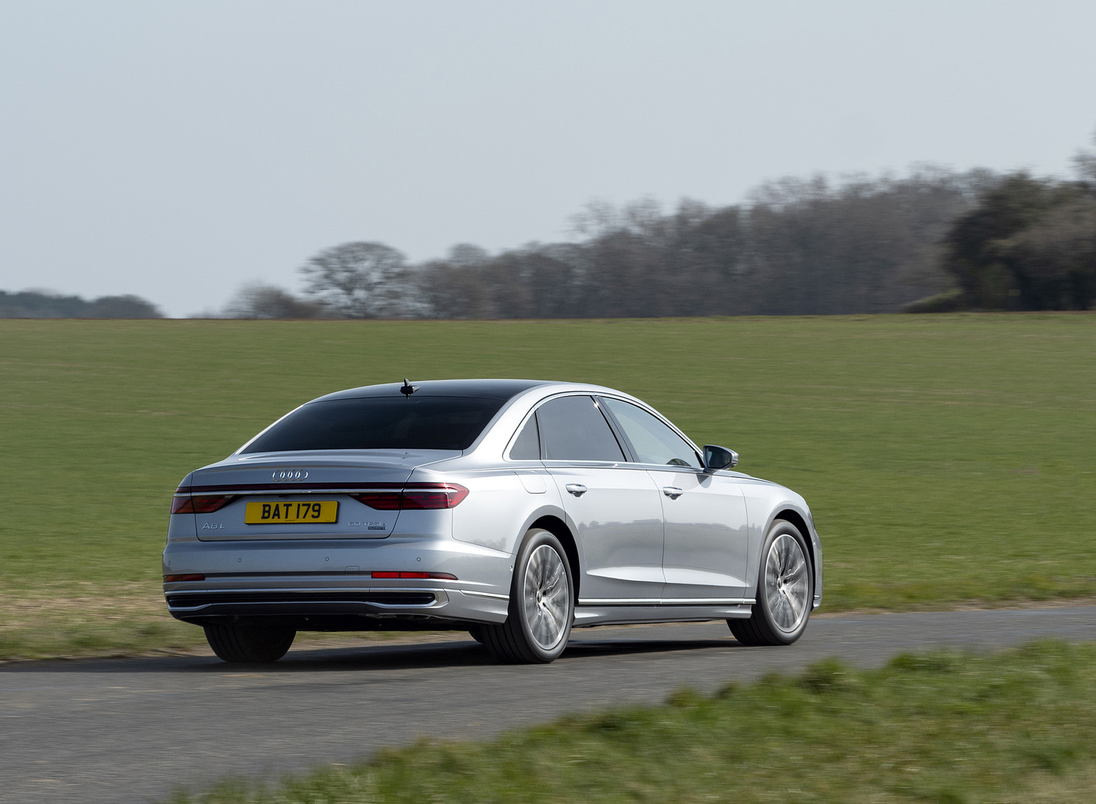 2022 Audi A8 L 60 TFSI e (UK-Spec; Plug-In Hybrid) Rear Three-Quarter Wallpapers (6)