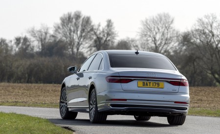 2022 Audi A8 L 60 TFSI e (UK-Spec; Plug-In Hybrid) Rear Wallpapers 450x275 (12)