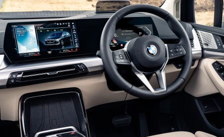 2022 BMW 2 Series 220i Active Tourer (UK-Spec) Interior Detail Wallpapers 450x275 (69)