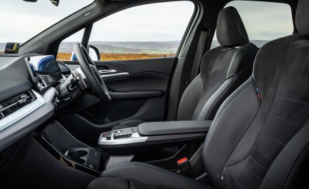 2022 BMW 2 Series 223i Active Tourer (UK-Spec) Interior Front Seats Wallpapers 450x275 (26)