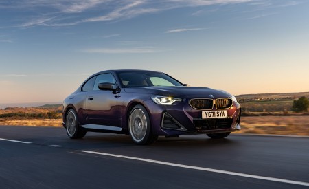 2022 BMW 2 Series M240i Coupé (UK-Spec) Front Three-Quarter Wallpapers 450x275 (11)