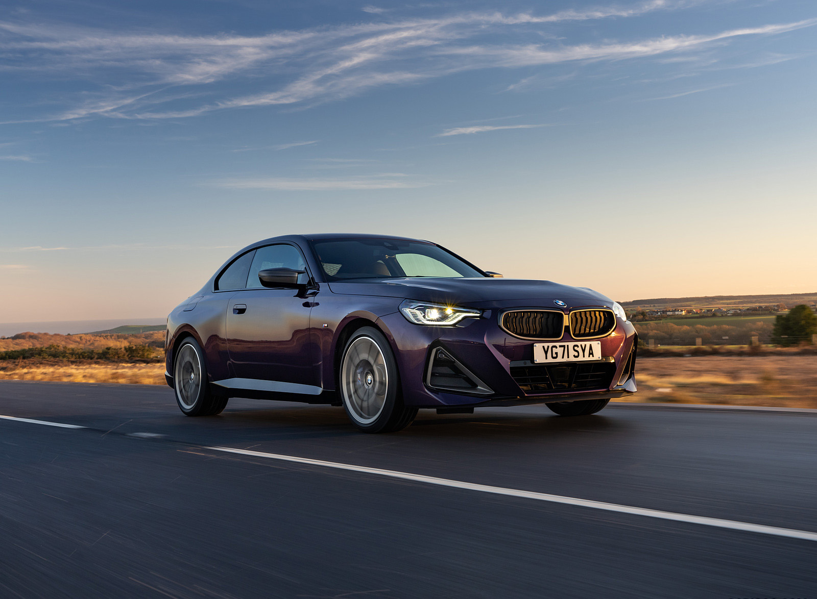 2022 BMW 2 Series M240i Coupé (UK-Spec) Front Three-Quarter Wallpapers #11 of 80