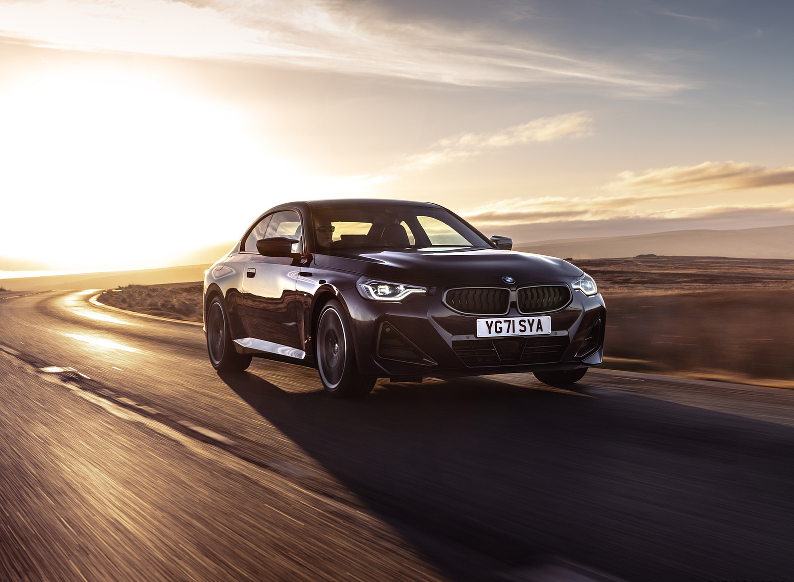 2022 BMW 2 Series M240i Coupé (UK-Spec) Front Three-Quarter Wallpapers (8)