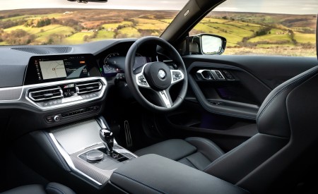 2022 BMW 2 Series M240i Coupé (UK-Spec) Interior Wallpapers 450x275 (29)
