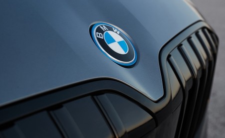 2022 BMW 230e Active Tourer Badge Wallpapers  450x275 (96)