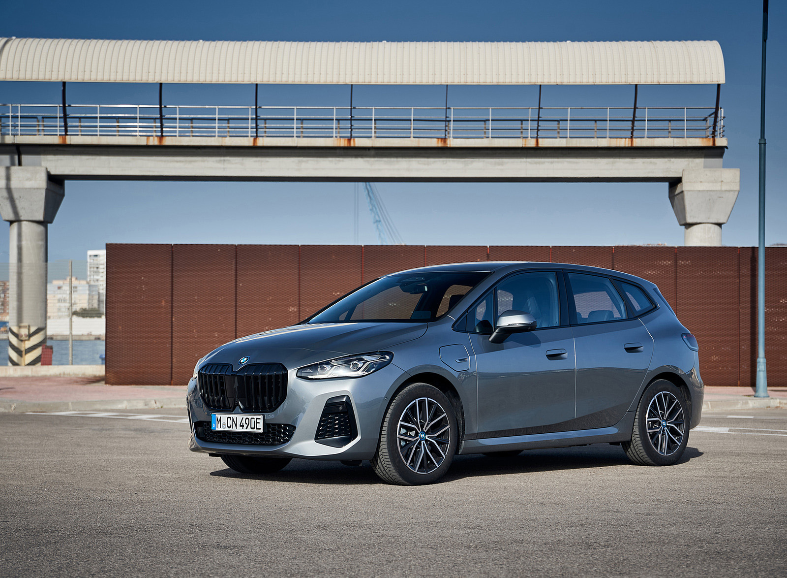 2022 BMW 230e Active Tourer Front Three-Quarter Wallpapers #78 of 135