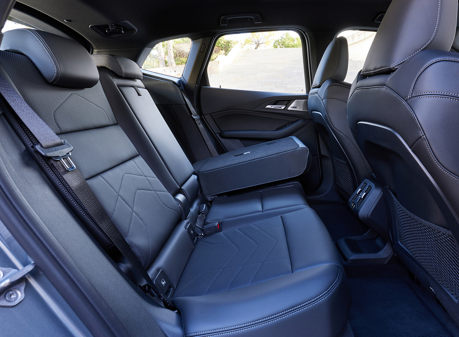 2022 BMW 230e Active Tourer Interior Rear Seats Wallpapers  #127 of 135