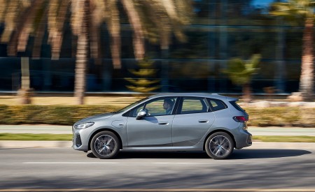 2022 BMW 230e Active Tourer Side Wallpapers 450x275 (36)