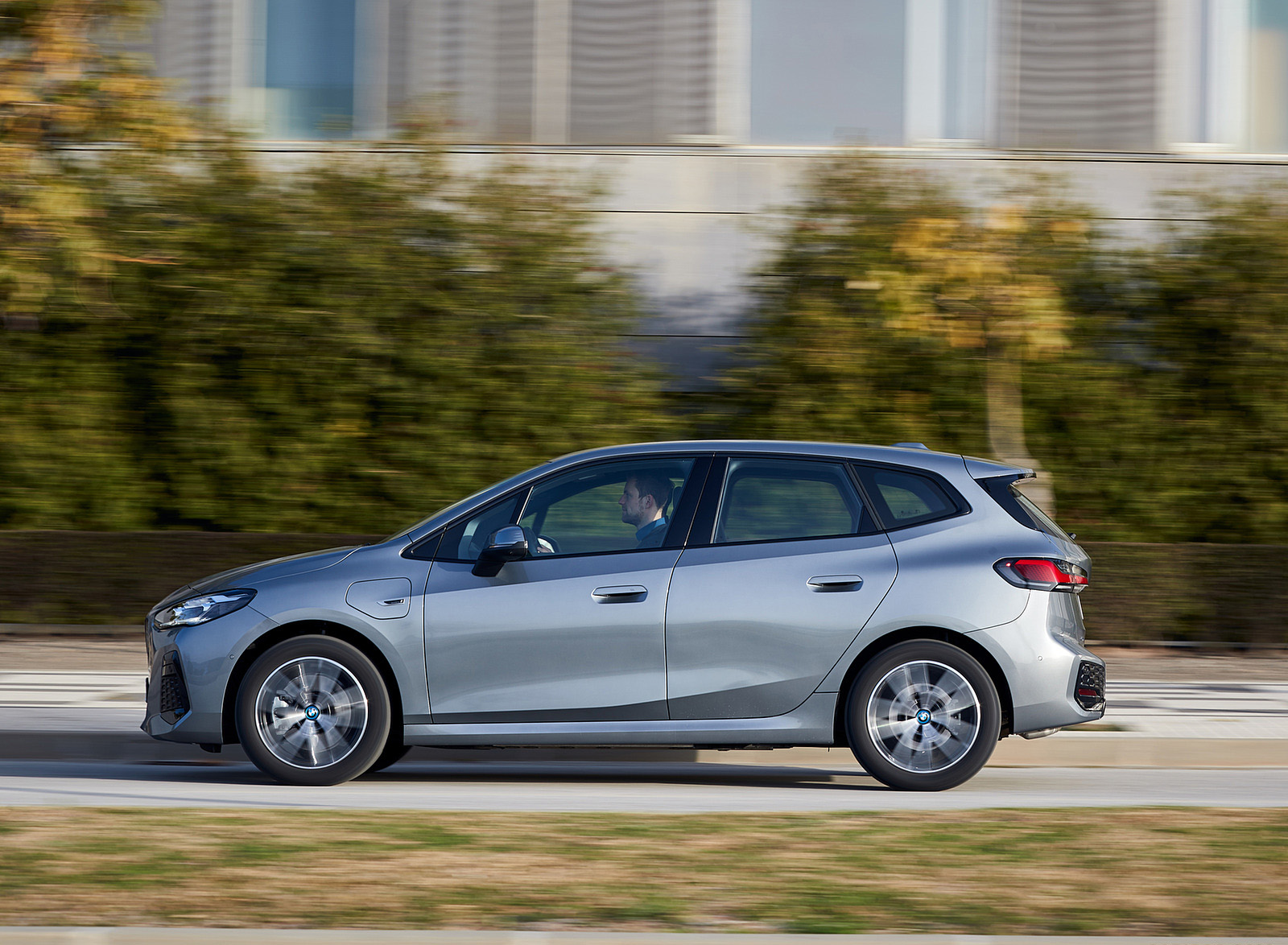 2022 BMW 230e Active Tourer Side Wallpapers  #41 of 135