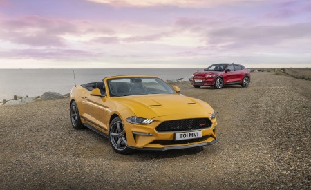 2022 Ford Mustang California Special Front Three-Quarter Wallpapers 450x275 (5)