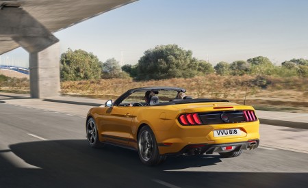 2022 Ford Mustang California Special Rear Three-Quarter Wallpapers 450x275 (2)
