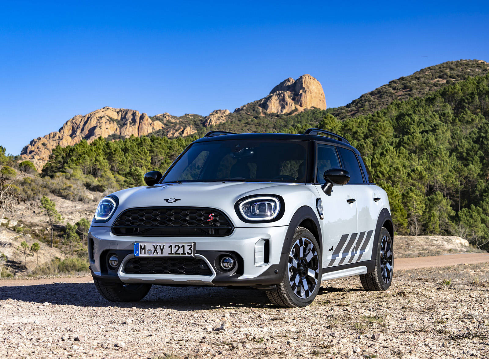 2022 MINI Cooper S Countryman ALL4 Untamed Edition Front Three-Quarter Wallpapers #63 of 118