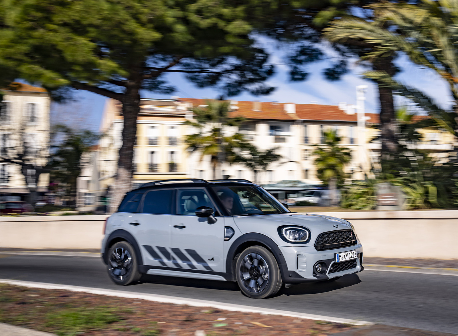 2022 MINI Cooper S Countryman ALL4 Untamed Edition Front Three-Quarter Wallpapers #45 of 118