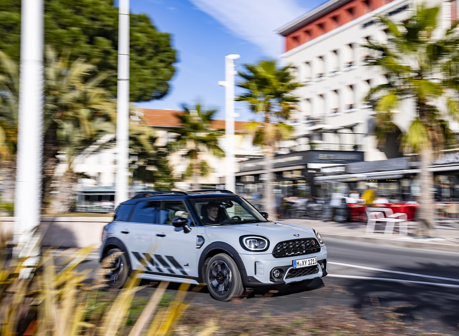 2022 MINI Cooper S Countryman ALL4 Untamed Edition Front Three-Quarter Wallpapers #47 of 118