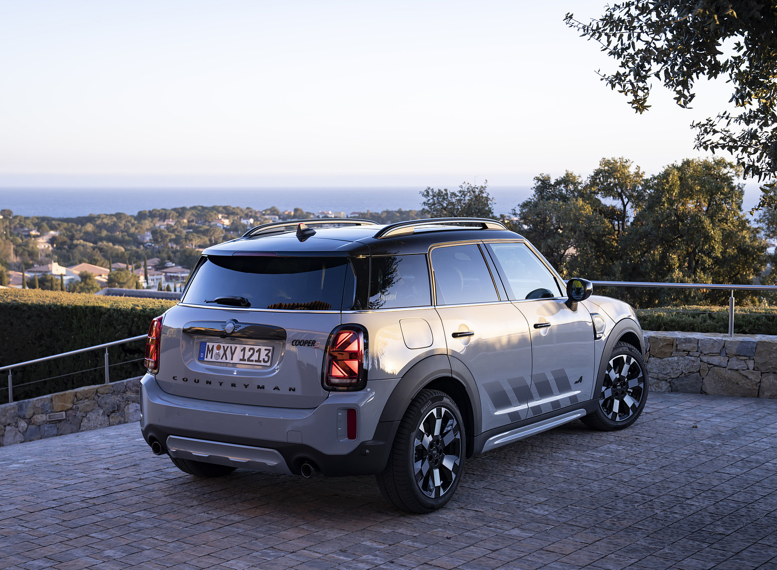 2022 MINI Cooper S Countryman ALL4 Untamed Edition Rear Three-Quarter Wallpapers #58 of 118