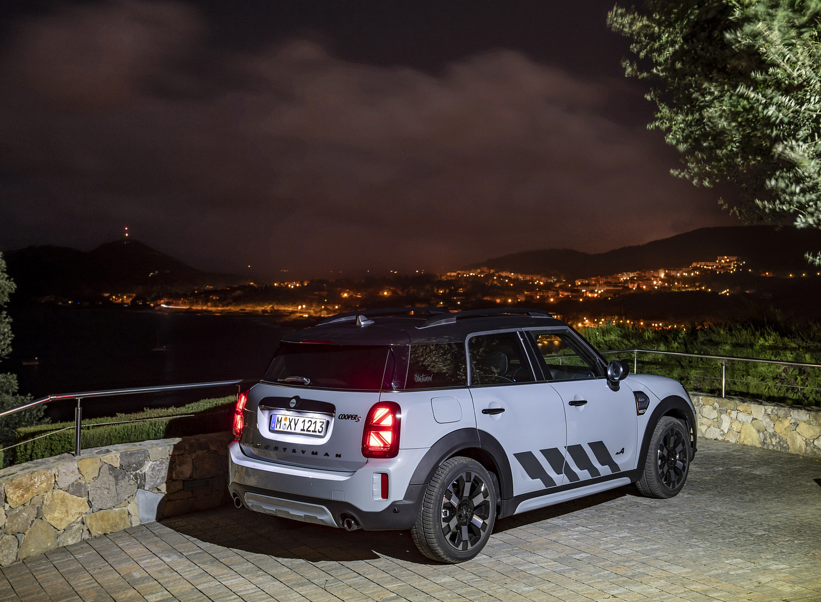 2022 MINI Cooper S Countryman ALL4 Untamed Edition Rear Three-Quarter Wallpapers #62 of 118