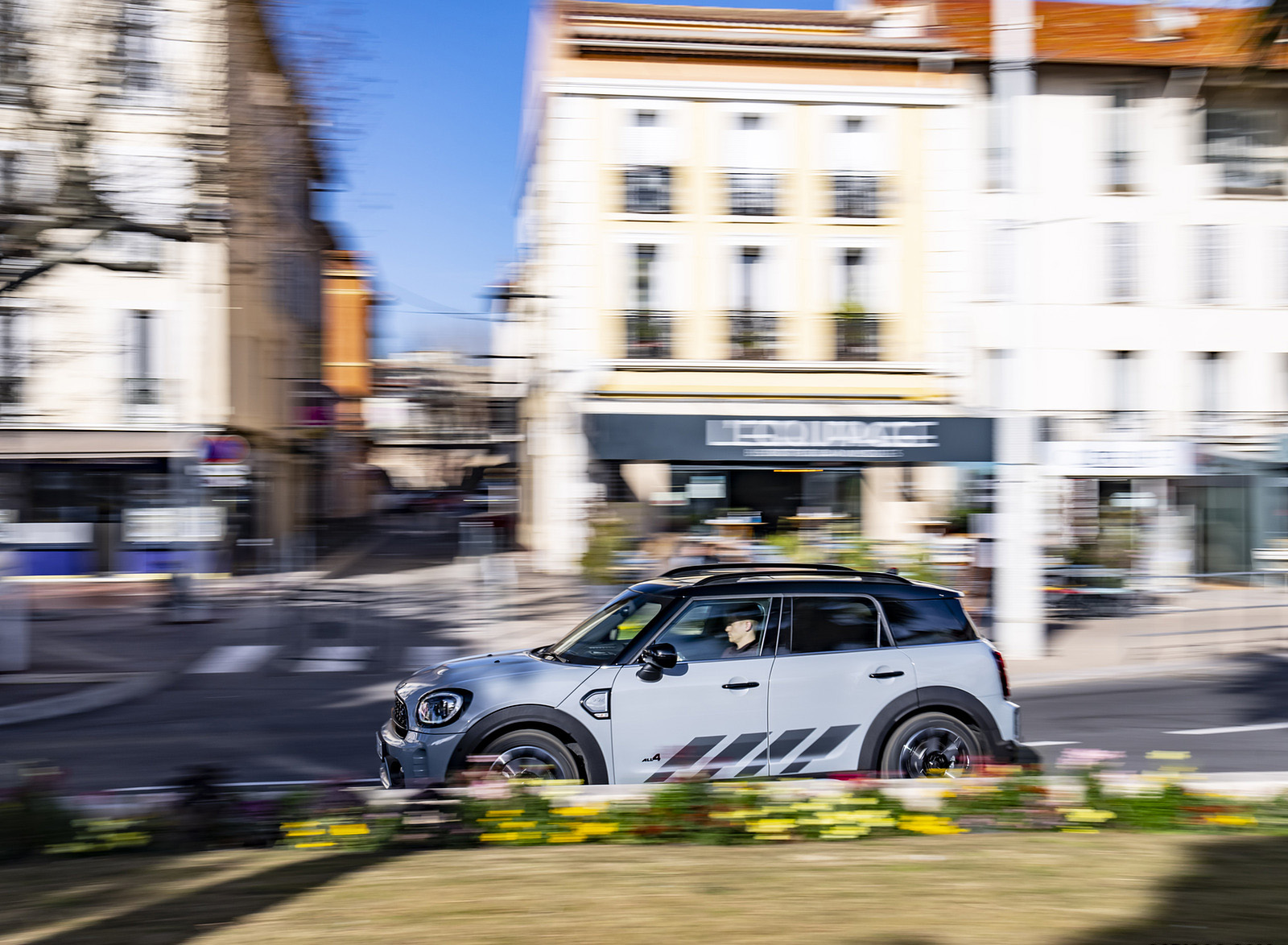 2022 MINI Cooper S Countryman ALL4 Untamed Edition Side Wallpapers #51 of 118