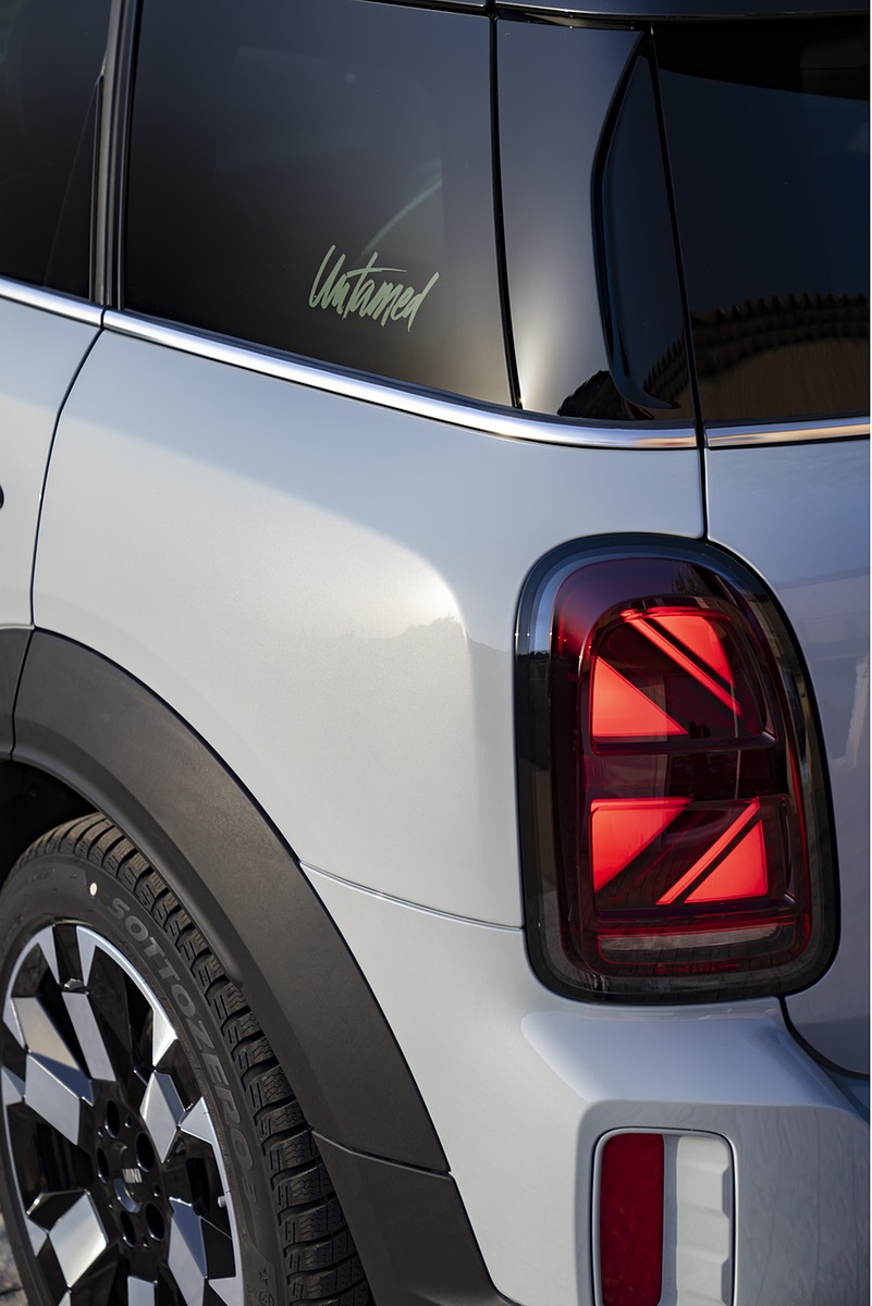2022 MINI Cooper S Countryman ALL4 Untamed Edition Tail Light Wallpapers #89 of 118