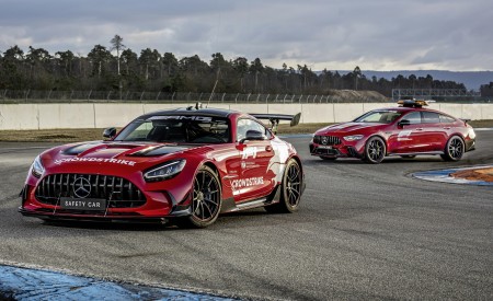 2022 Mercedes-AMG GT 63 S F1 Medical Car and Mercedes-AMG GT Black Series F1 Safety Car Wallpapers 450x275 (17)