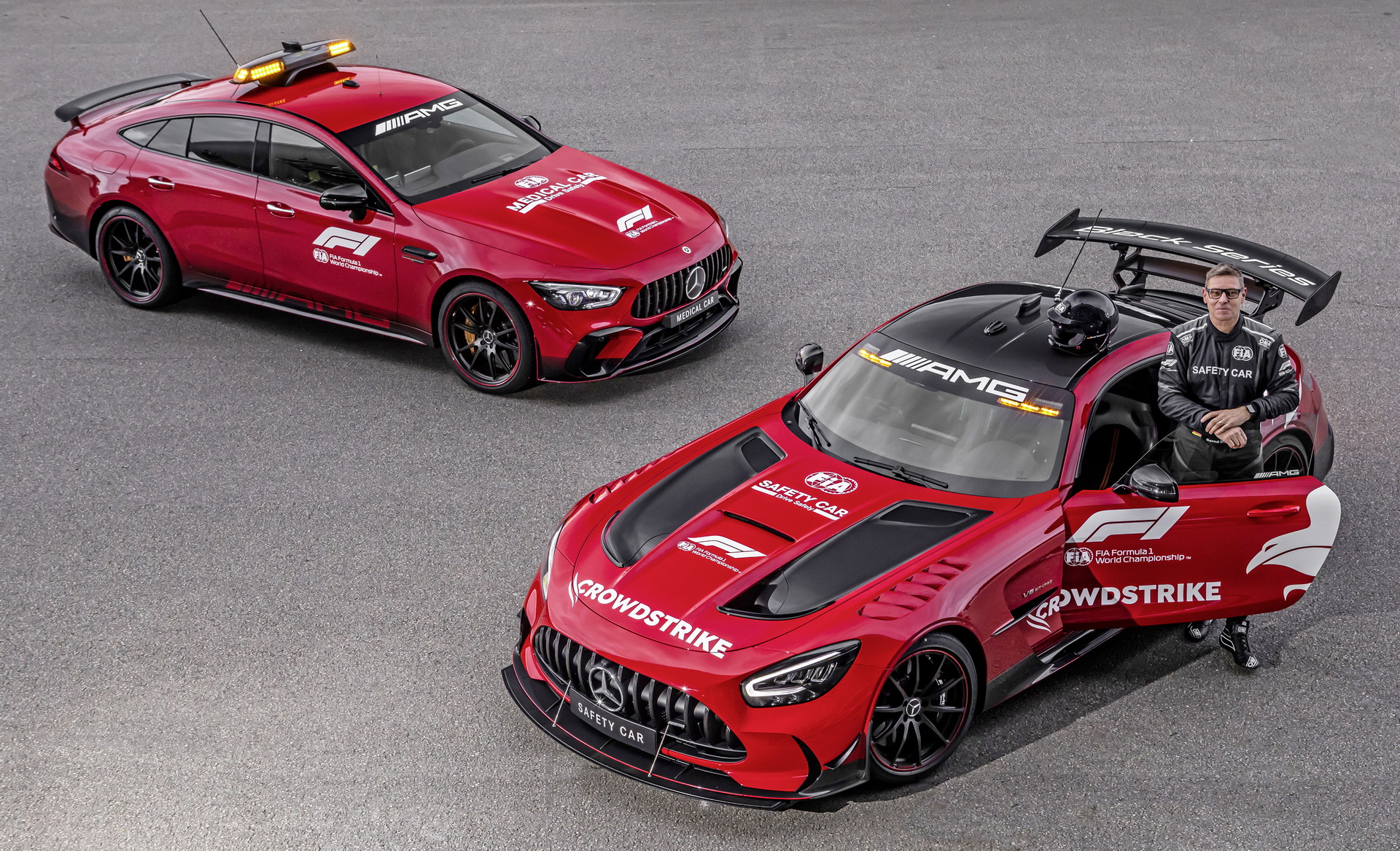 2022 Mercedes-AMG GT 63 S F1 Medical Car and Mercedes-AMG GT Black Series F1 Safety Car Wallpapers #23 of 36