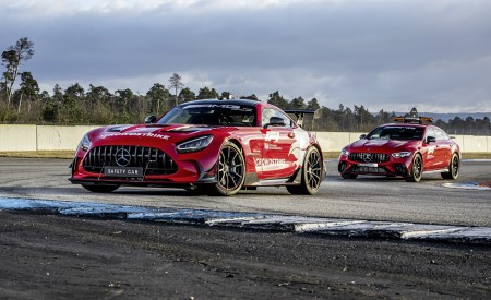 2022 Mercedes-AMG GT 63 S F1 Medical Car and Mercedes-AMG GT Black Series F1 Safety Car Wallpapers 450x275 (18)